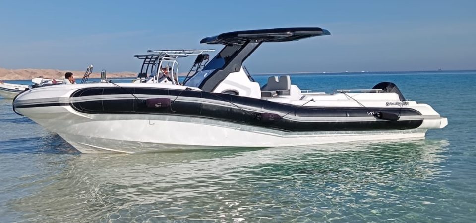 serenity speedboat
